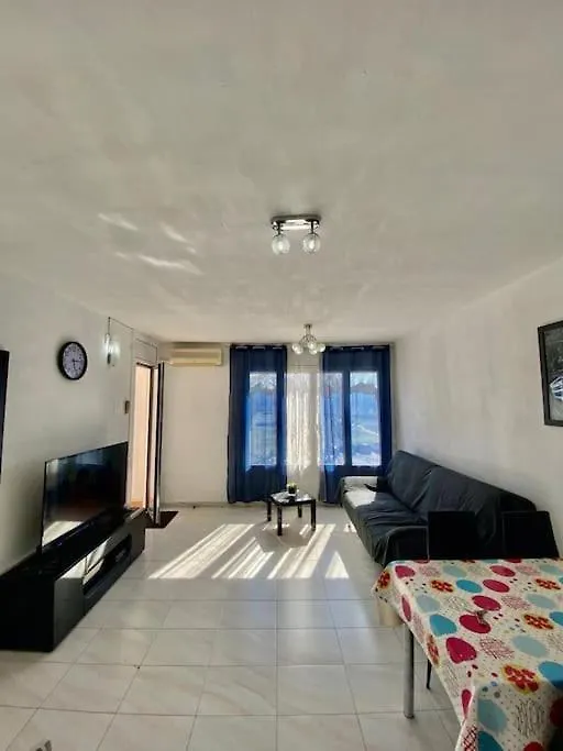 Superbe Appartement Dans Residence Privee. Empuriabrava